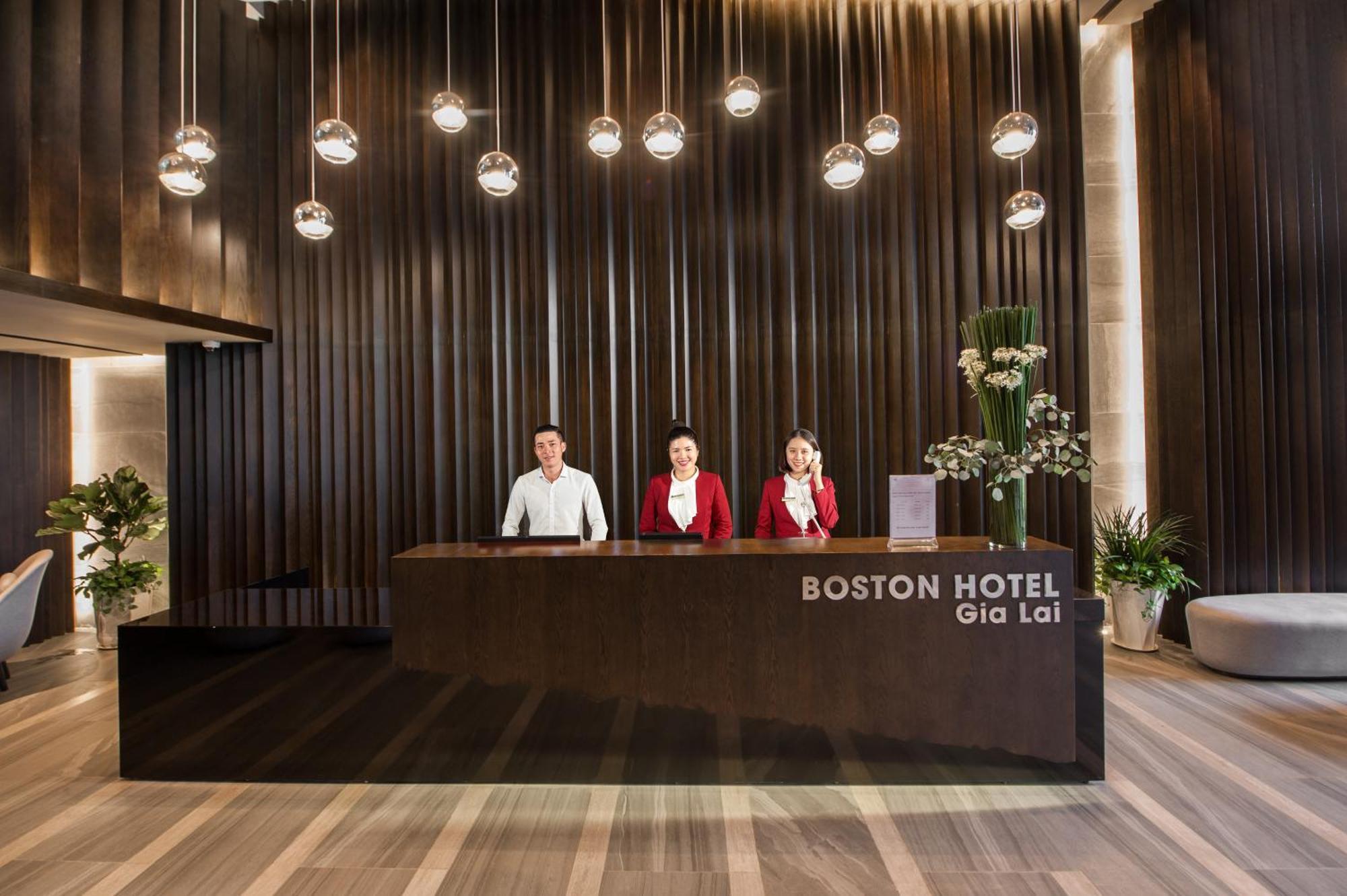 Boston Hotel Pleiku Exterior foto